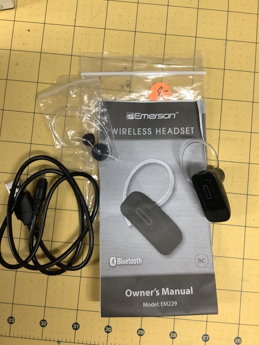 Emerson Wireless Head set